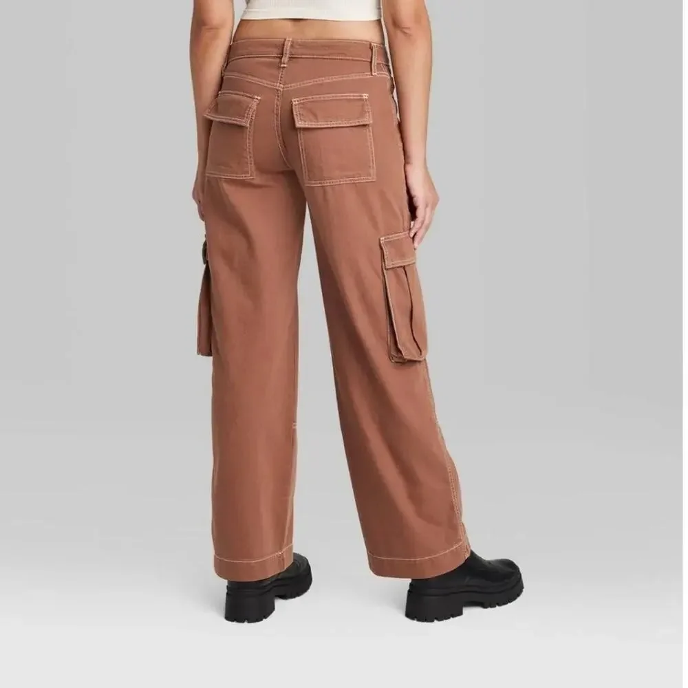 Wild Fable Mid Rise Baggy Cargo Pants Size 6 - Picture 3 of 10